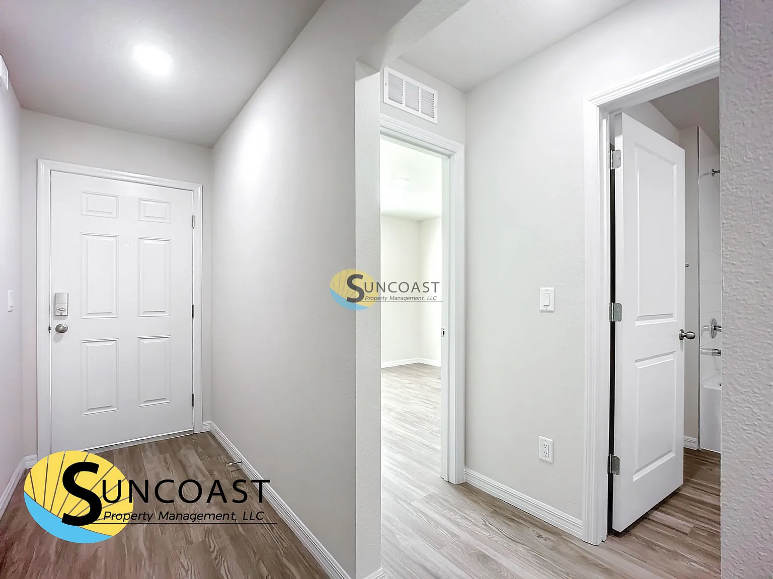 2-Bedroom Home in Central Palm Coast! — Photo 2