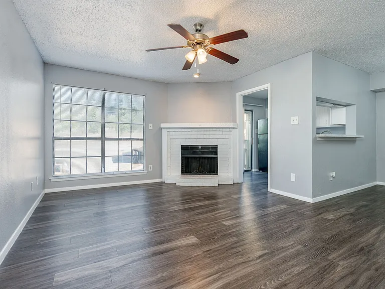 Ridgmar Townhomes 168 LLC — Photo 10