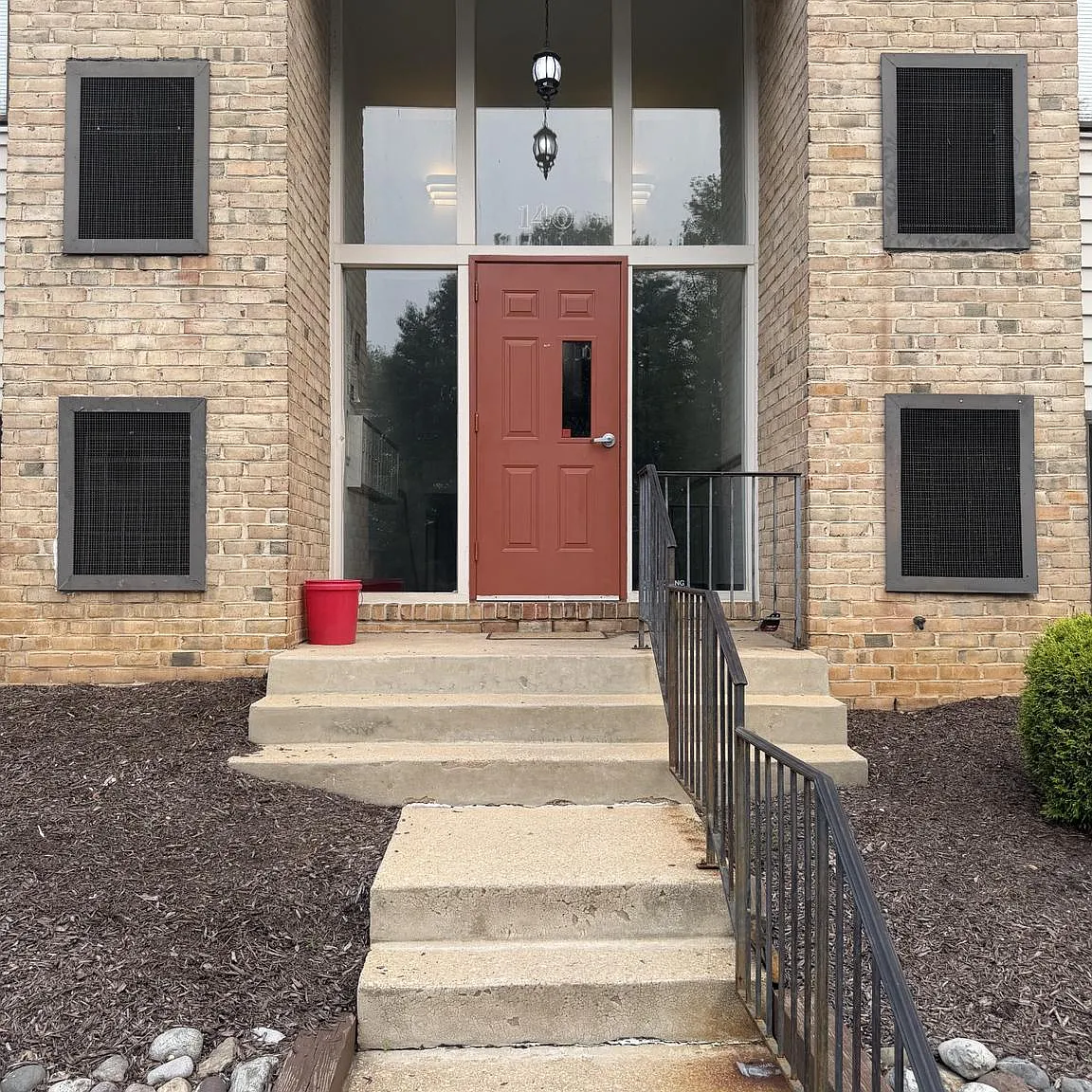2 bed, 2.0 bath, 1000 sqft, $1,525 — Photo 2