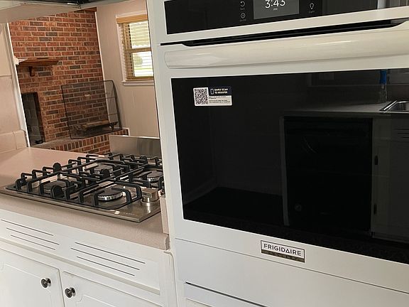 Brand new oven and gas range