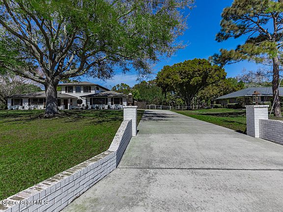 4th image of 2780 Pomello Rd