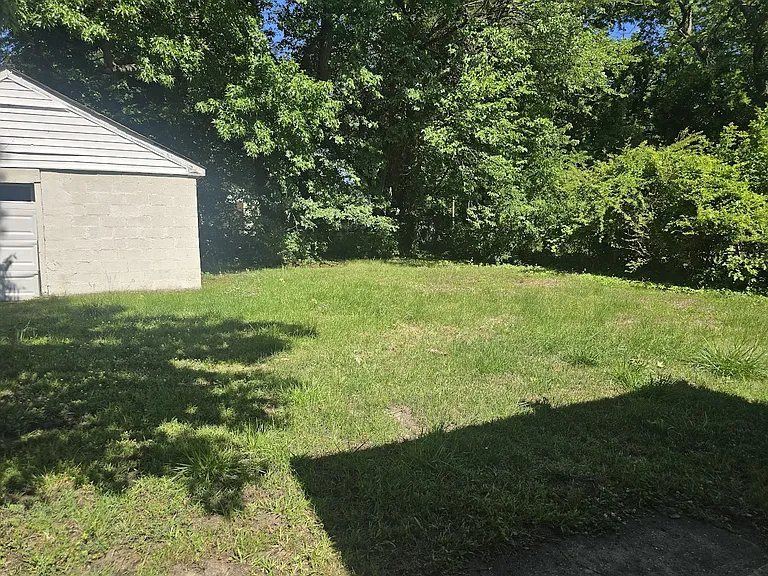 504 Homestead Ave #2 — Photo 9