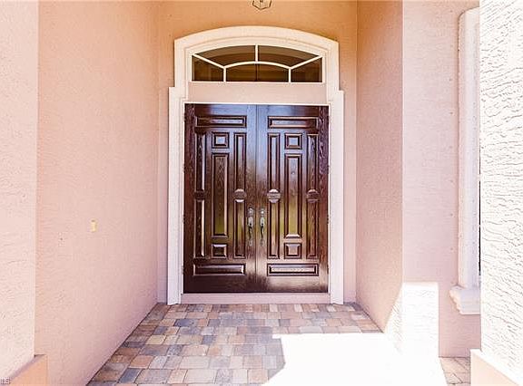 4th image of 2526 SW 27th Ave