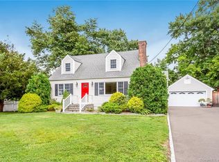 17 Hartswood Rd, Stamford, CT 06905
