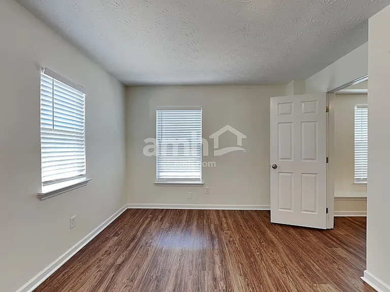 76 Parkmont Ct — Photo 19