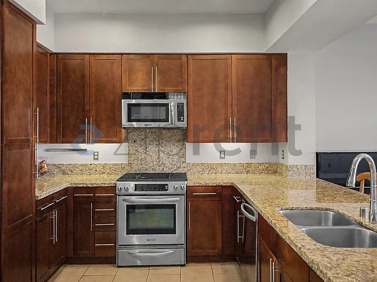 300 E 4th St #407 — Photo 14