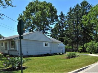 126 N 2nd St, Cary, IL 60013