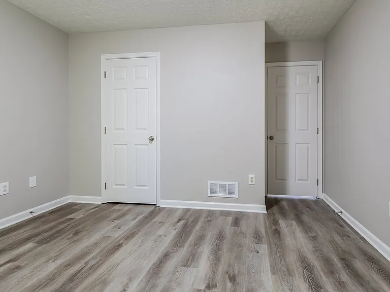 663 Stonecrest Dr — Photo 14