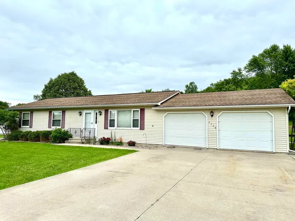 2508 170th Ave, Decorah, IA 52101