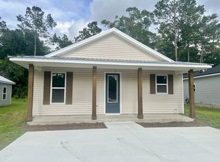 17 Lm St, Crawfordville, FL 32327