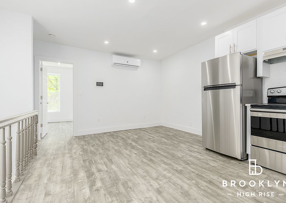 1st image of 297 Macdougal St #33