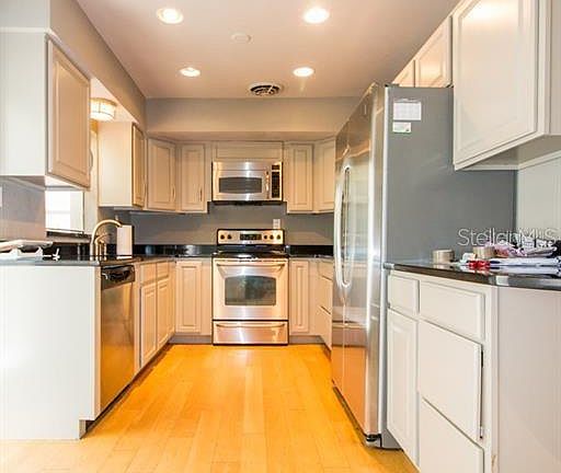 4th image of 613 Lake Como Cir