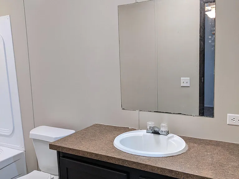 Primary bath sink/vanity