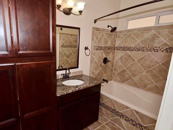 2nd image of 3323 W Via Campana De Cobre
