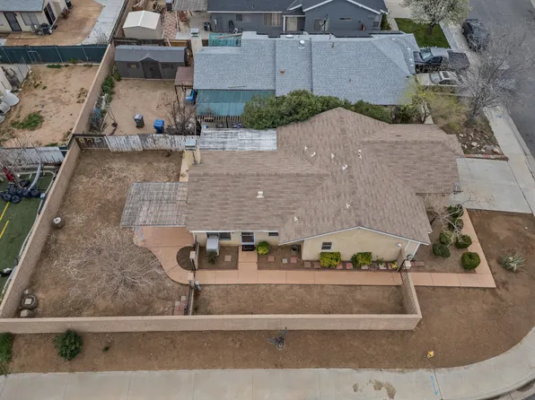 37140 Marye Margo Cir, Palmdale, CA 93550