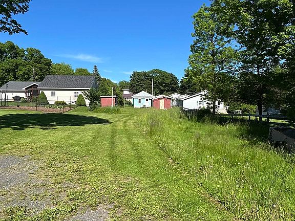 4th image of LOT Taylor St