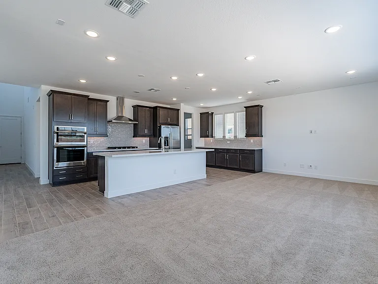 12010 W Luxton Ln — Photo 12