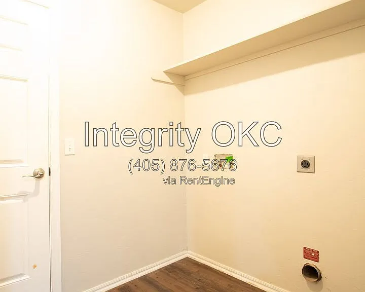 13233 Bridgewater Dr — Photo 32