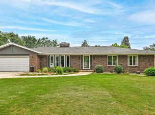 2721 Manor Ave, Racine, WI 53406