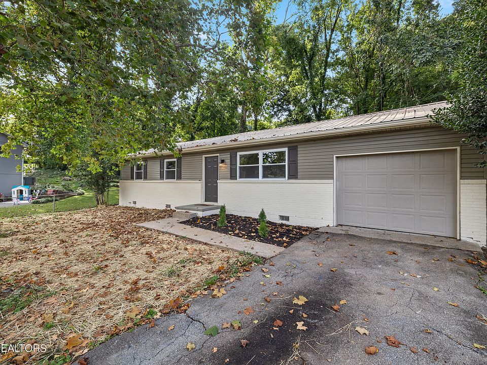 1st image of 4316 W Scarlett Ln
