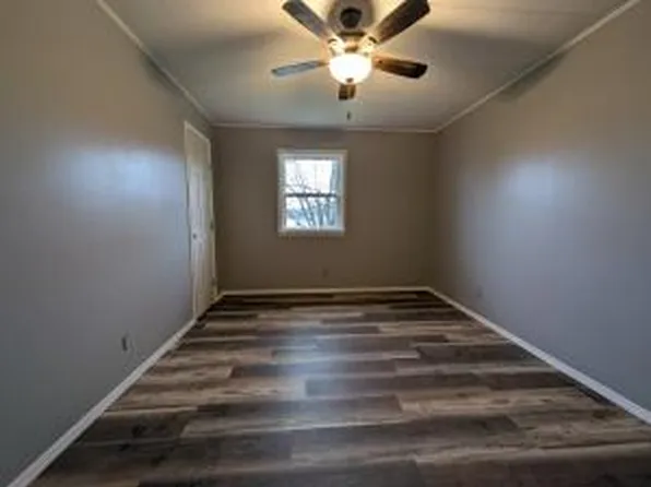 307 N 3rd St, Harrison, AR 72601