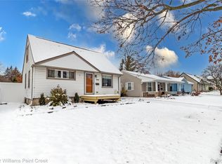 3515 Durham Rd, Royal Oak, MI 48073