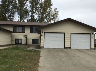 802 11th St NW #802, Valley City, ND 58072
