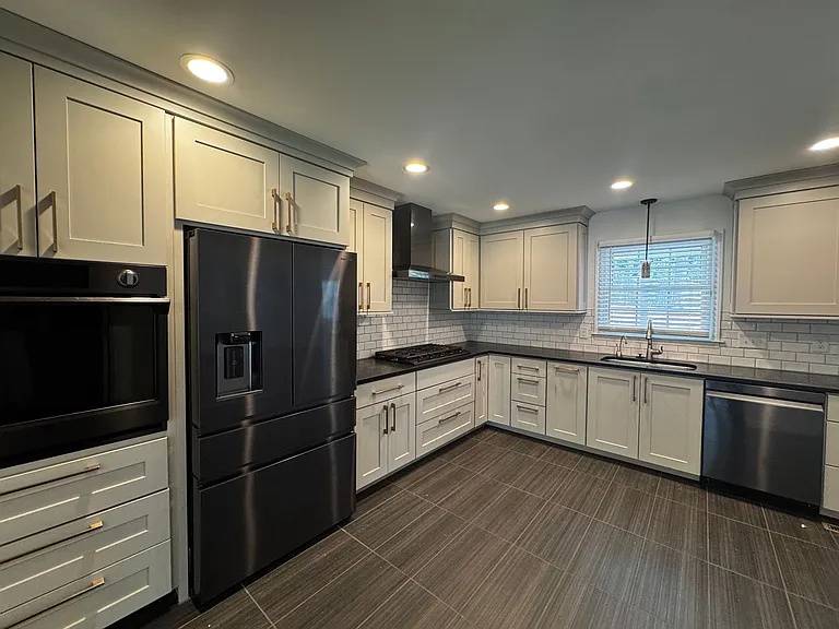 3109 Kinnamon Rd — Photo 2