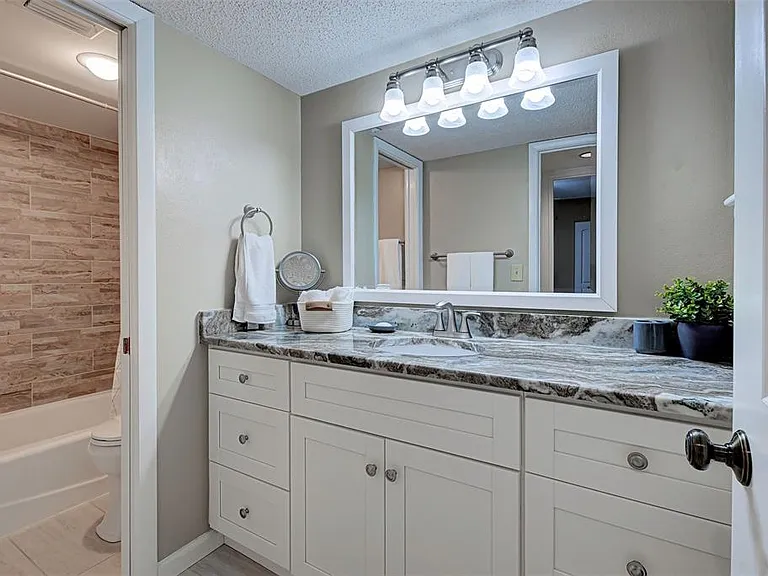 1740 Landings Blvd #39 — Photo 23