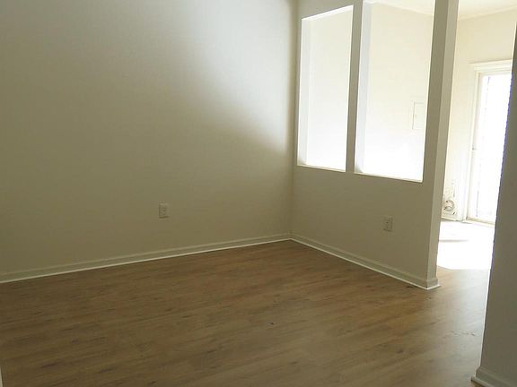4th image of 7105 Strawn Ct