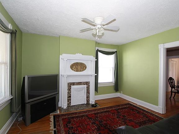 2nd image of 3754 Mount Vernon Ave