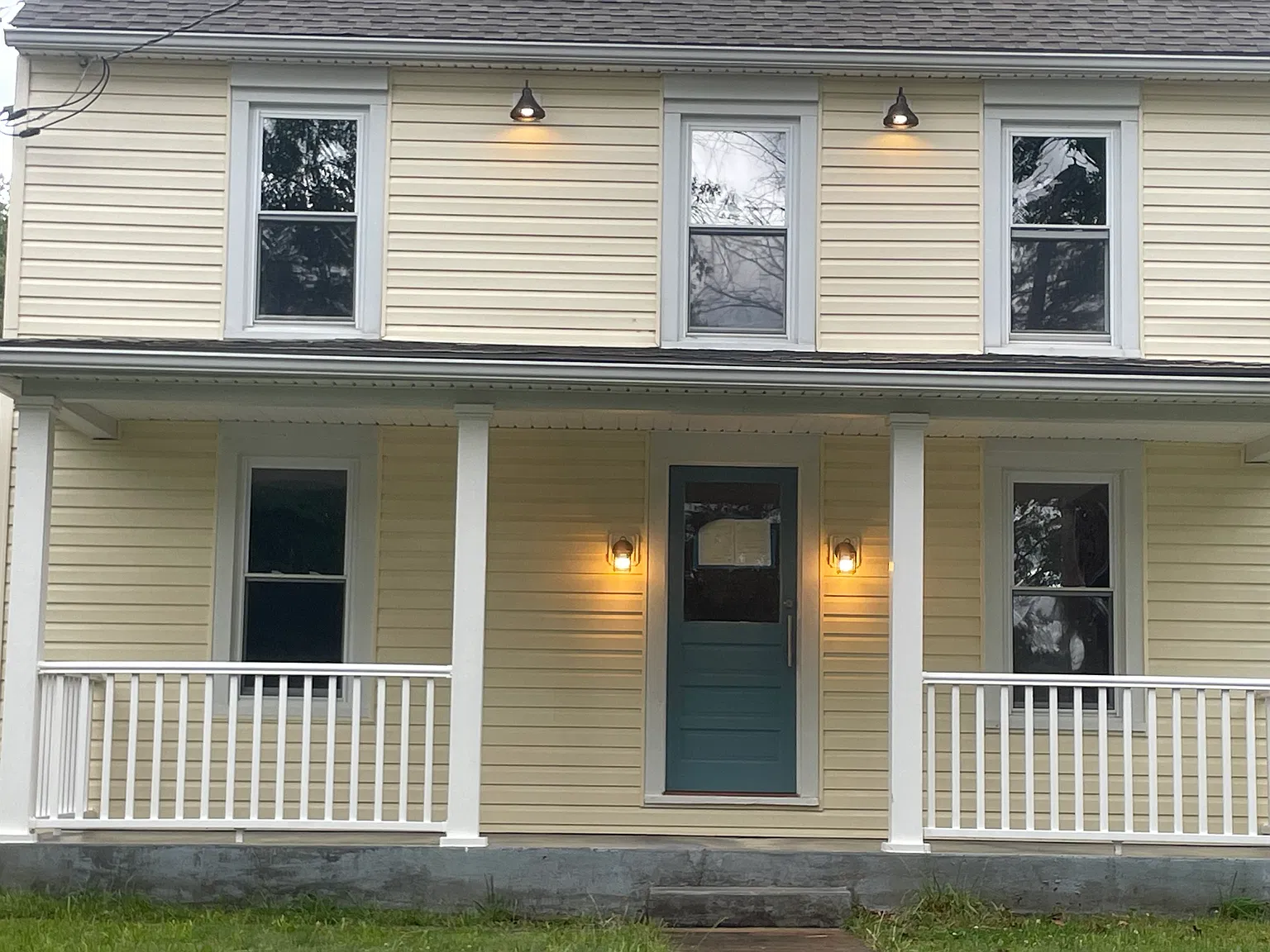 3 bed, 1092 sqft, $2,100 — Photo 2