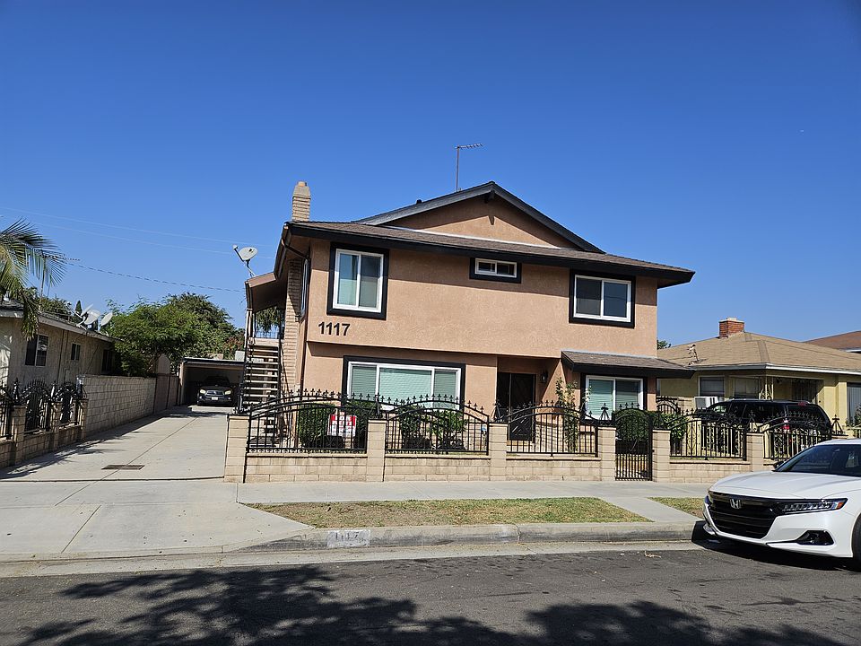 2nd floor unit with street view