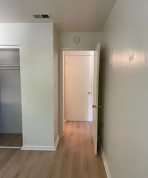 1630 Sycamore Dr #3 — Photo 14