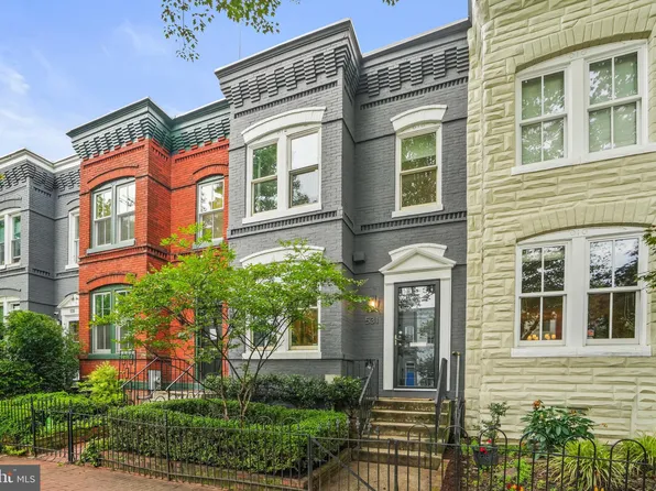 531 10th St SE, Washington, DC 20003