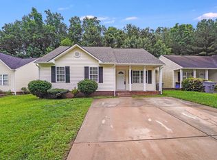 2232 Blue Hampton Ln, Charlotte, NC 28213