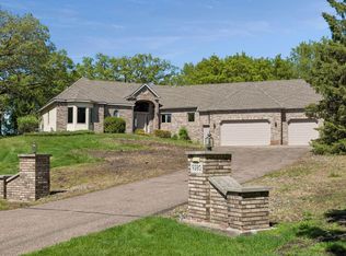 9280 53rd St N, Lake Elmo, MN 55042