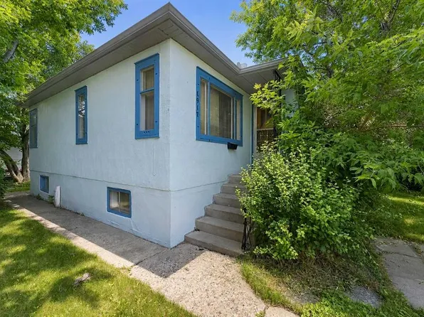 1917 SE Mountview Cres NE, Calgary, AB T2E 5N4