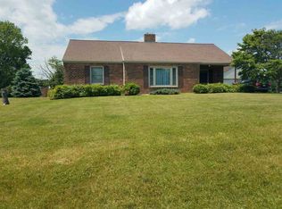 135 Virginia Ave, Stuarts Draft, VA 24477