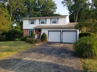 4115 Possum Run Rd, Bellbrook, OH 45305