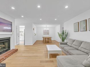 10062 Oakton Terrace Rd, Oakton, VA 22124