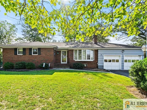 41 3rd Ave, Piscataway, NJ 08854