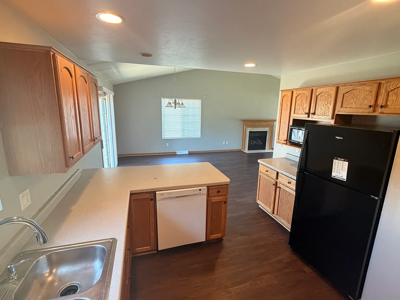 4604 Fox Grove Rd — Photo 4
