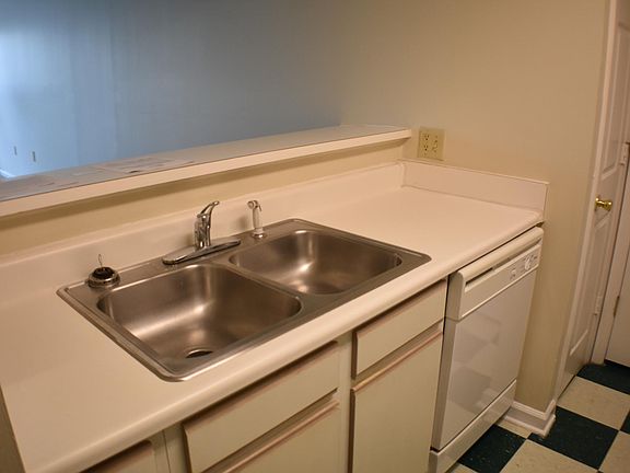 5th image of 1231 Ladys Island Dr Unit 318