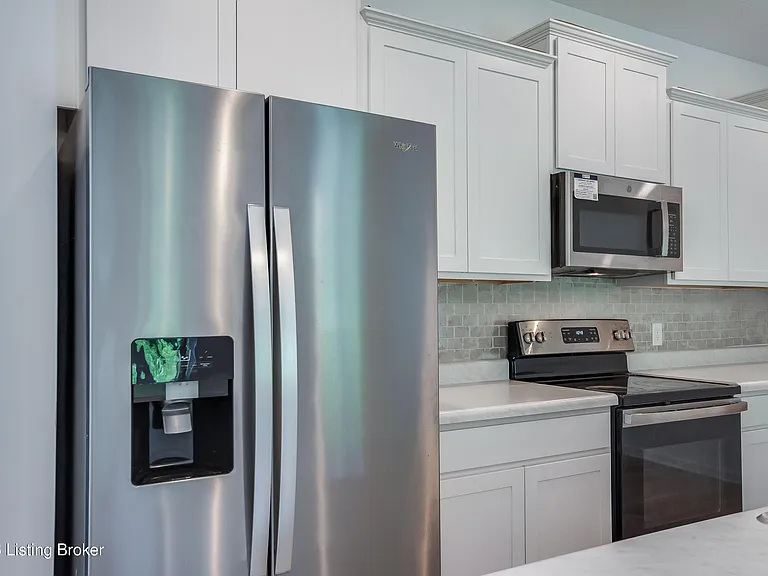 17010 Meander Way — Photo 19
