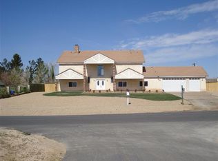 13764 Delaware Rd, Apple Valley, CA 92307