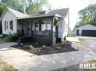 1202 Spring Bay Rd, East Peoria, IL 61611