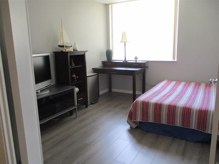 123 Yacht Club Way #206 — Photo 7