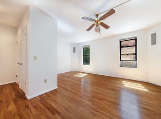 196 Spring St APT 4, New York, NY 10012