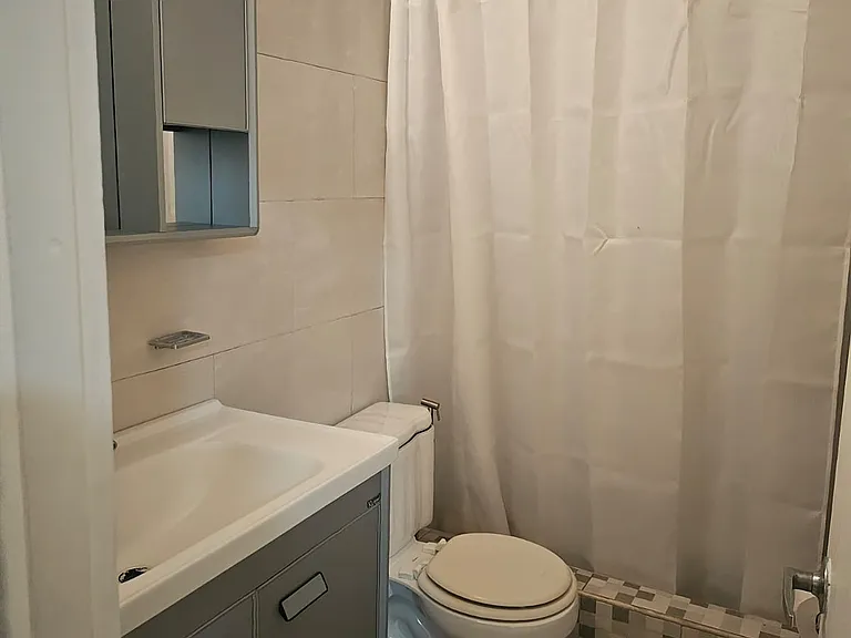 29 Calle Villamil #2 — Photo 7